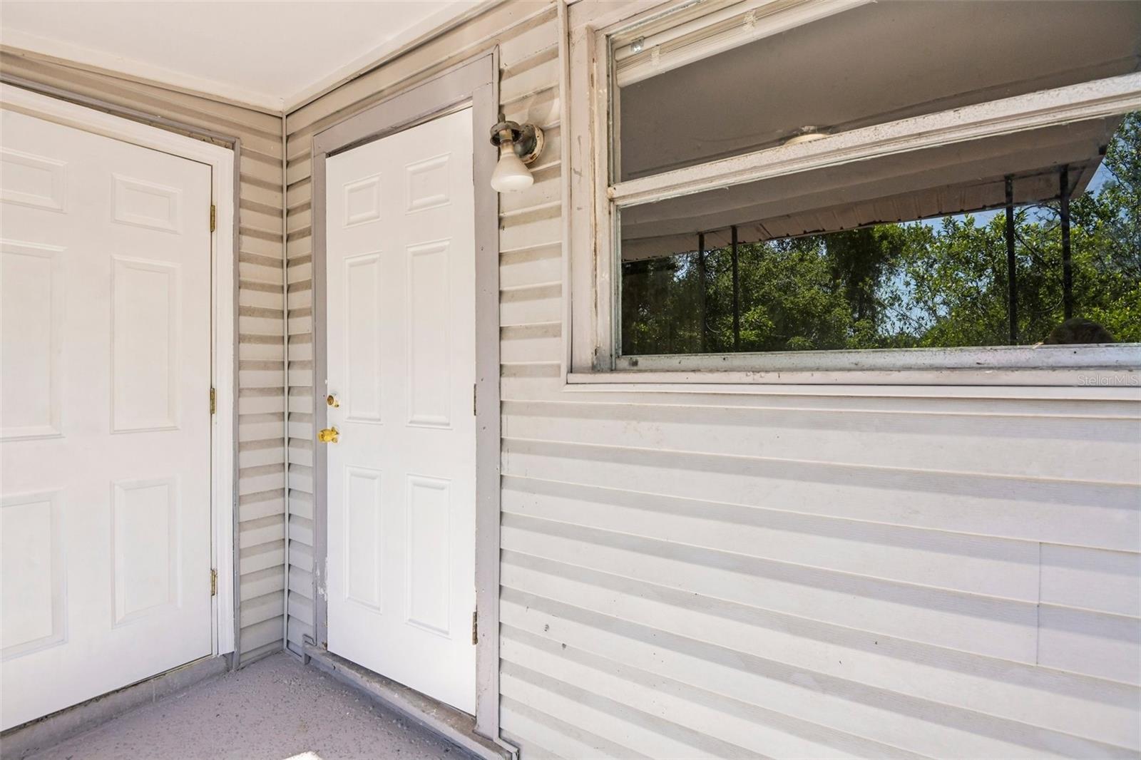 THOMPSONS ADD TO TAMPA O - Residential