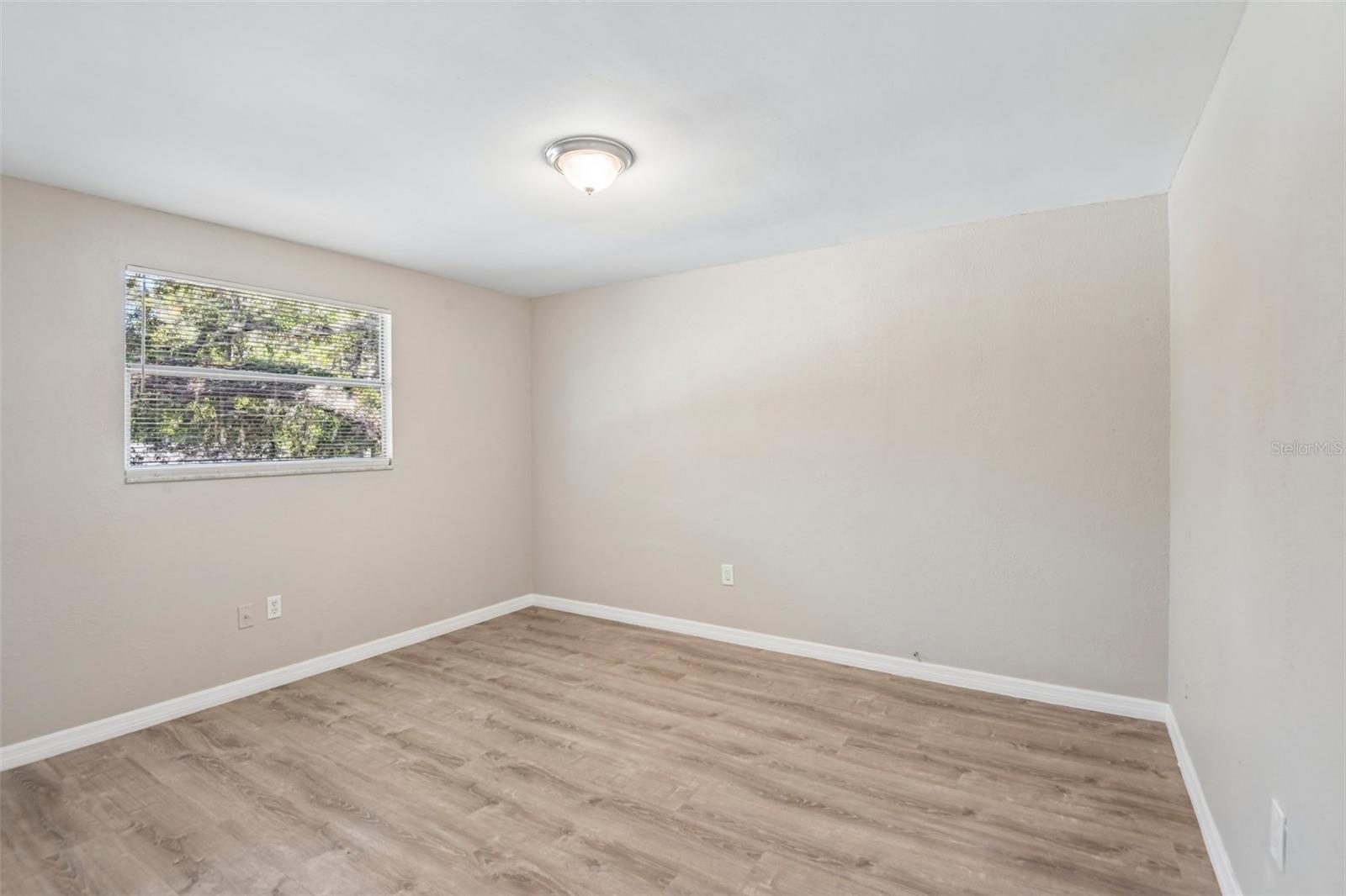 THOMPSONS ADD TO TAMPA O - Residential