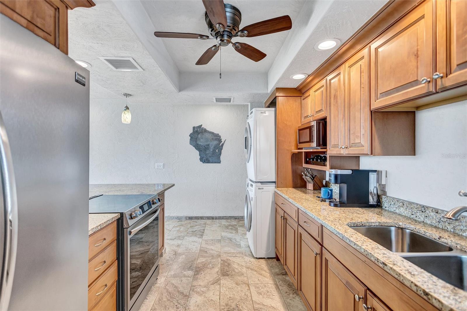 HORIZONS WEST - Residential