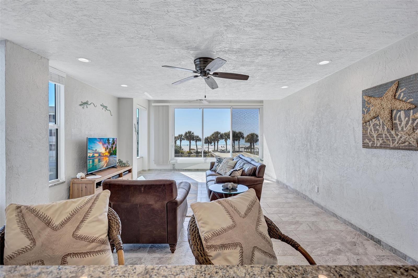 HORIZONS WEST - Residential