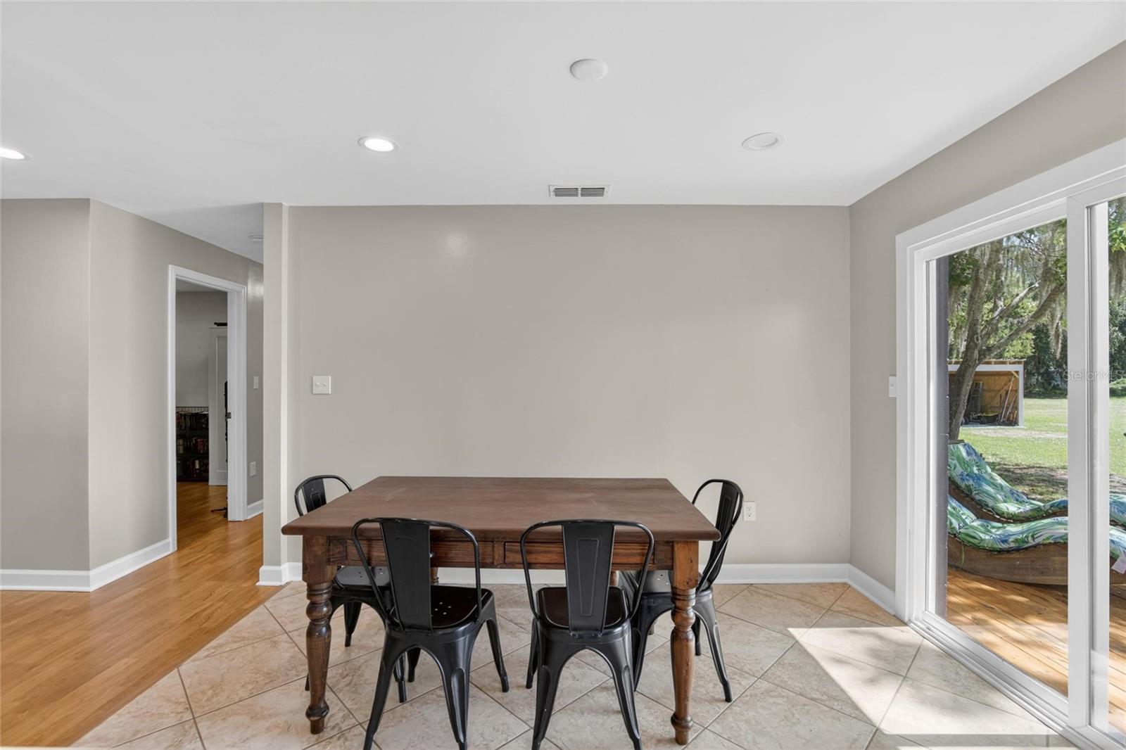 GROVEWOOD - Residential