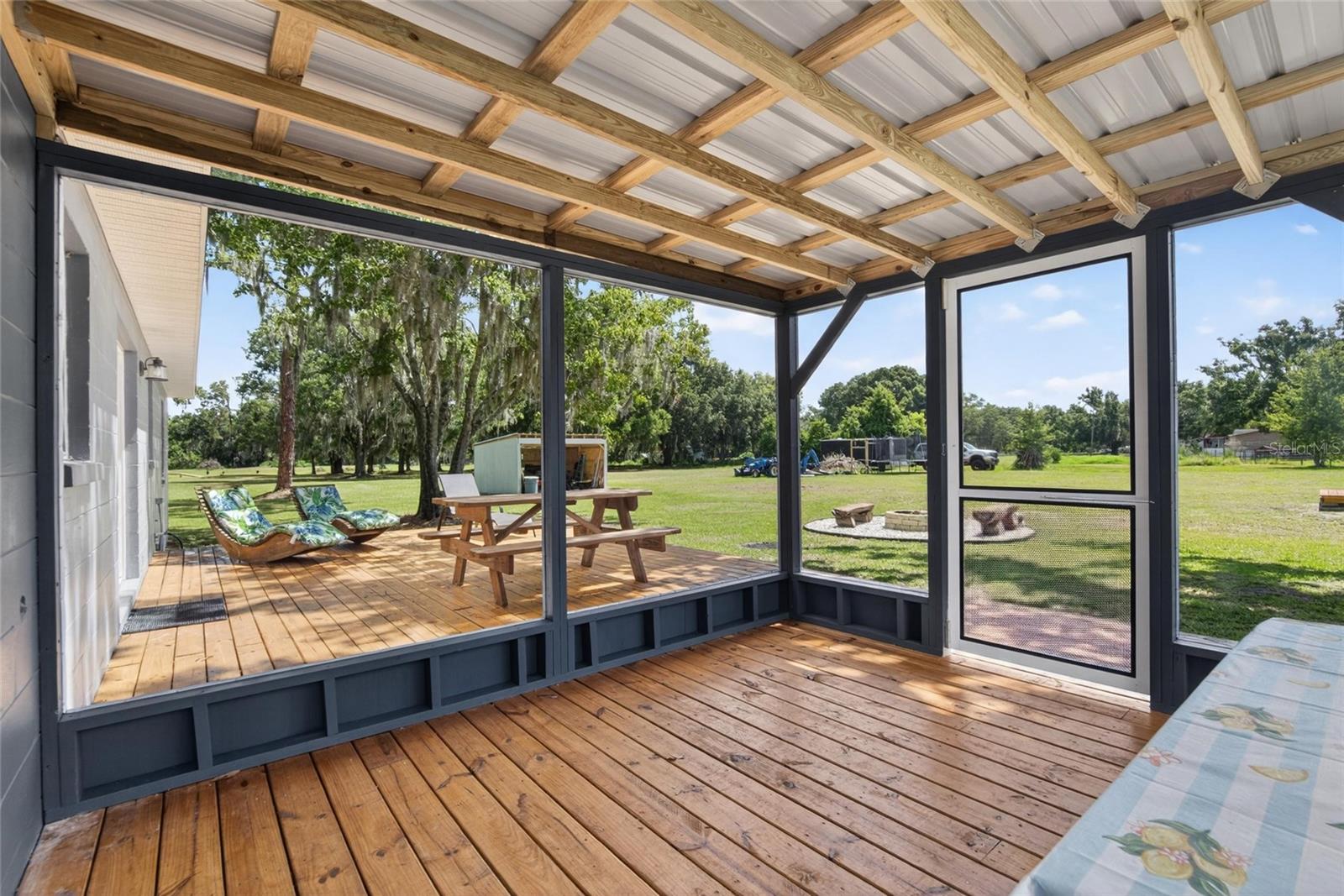 GROVEWOOD - Residential