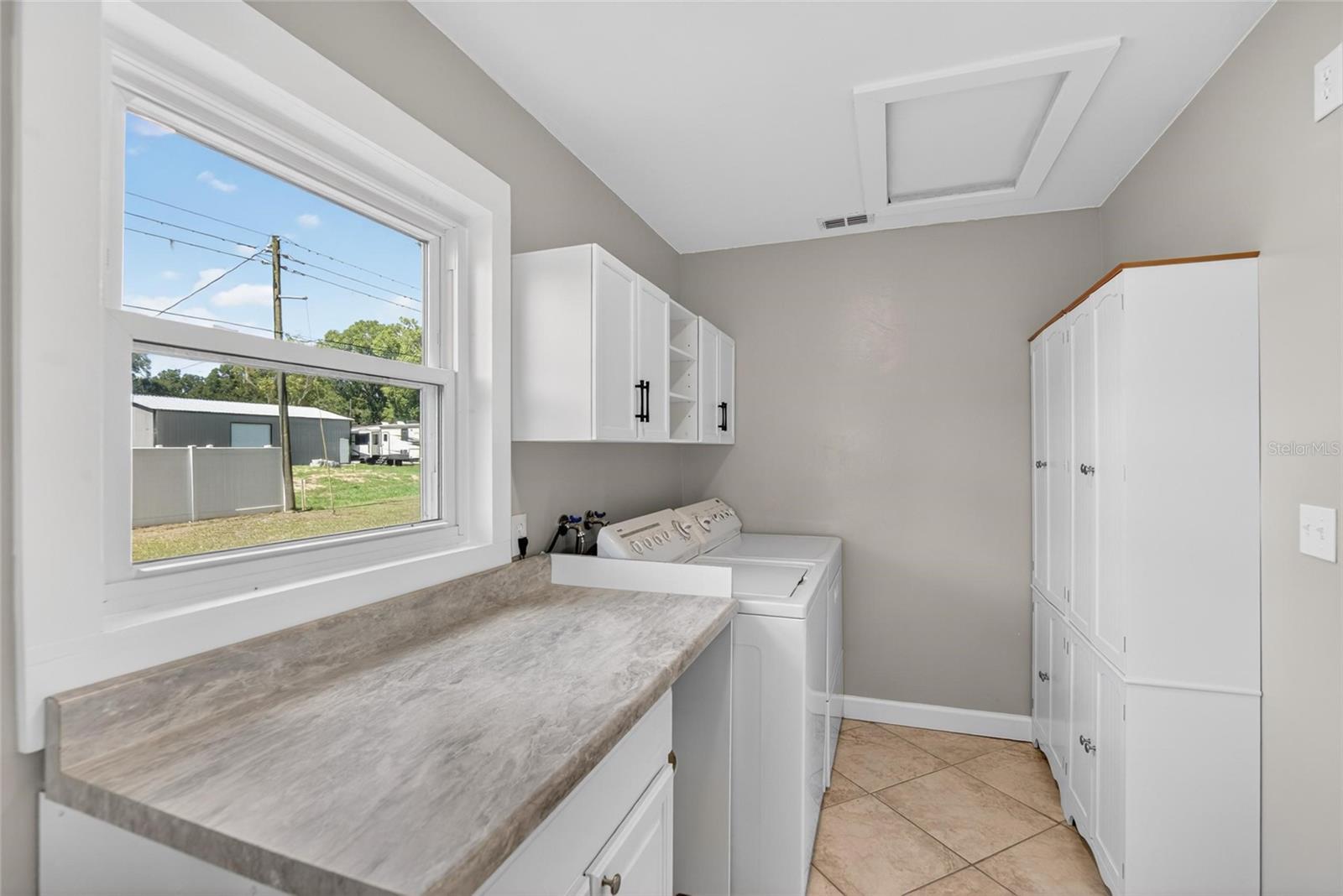 GROVEWOOD - Residential