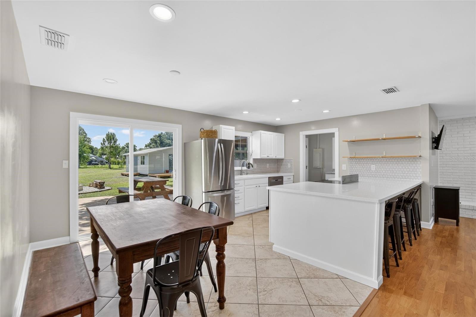 GROVEWOOD - Residential