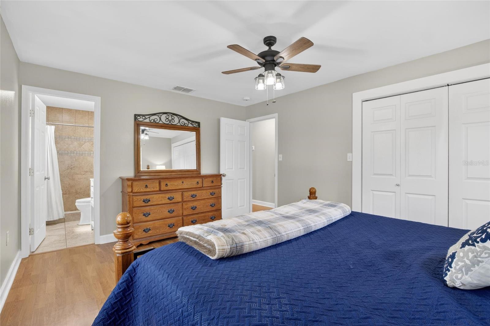 GROVEWOOD - Residential