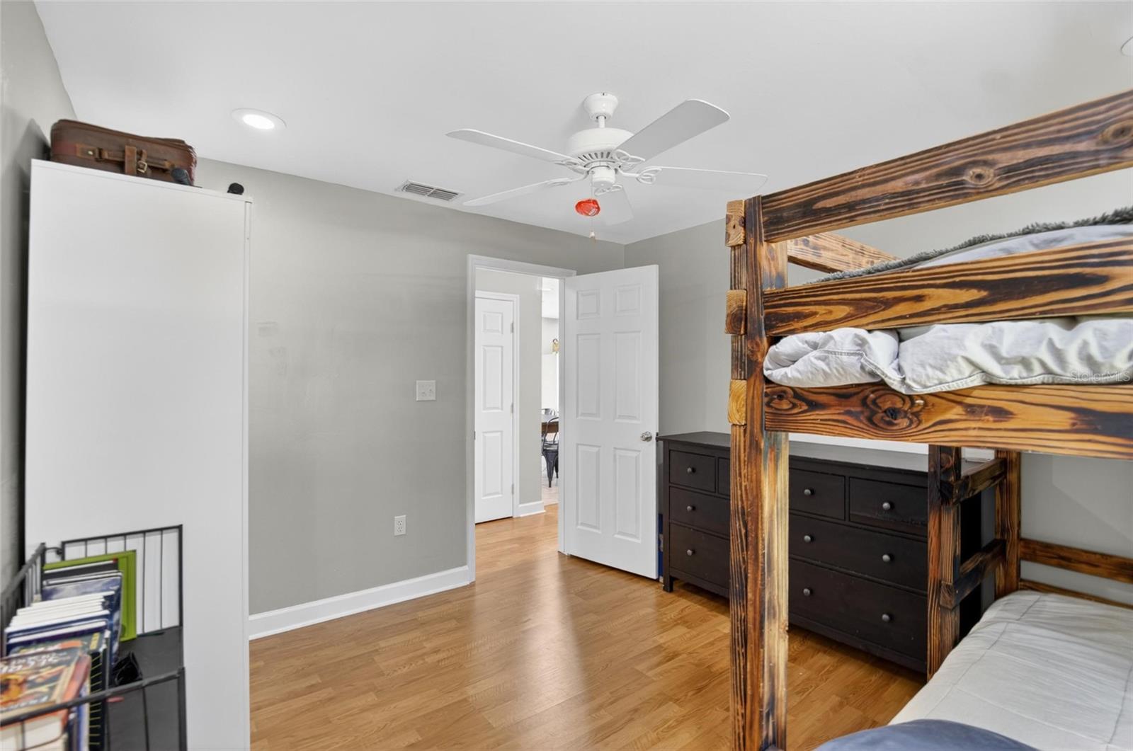 GROVEWOOD - Residential