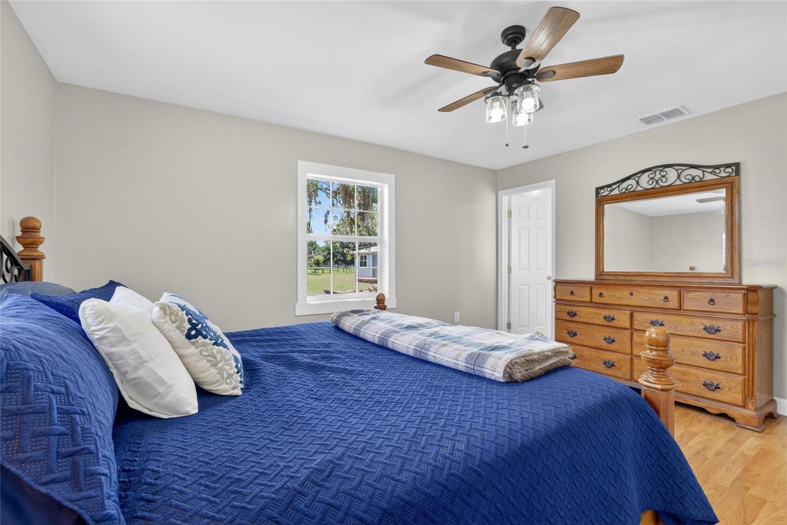 GROVEWOOD - Residential