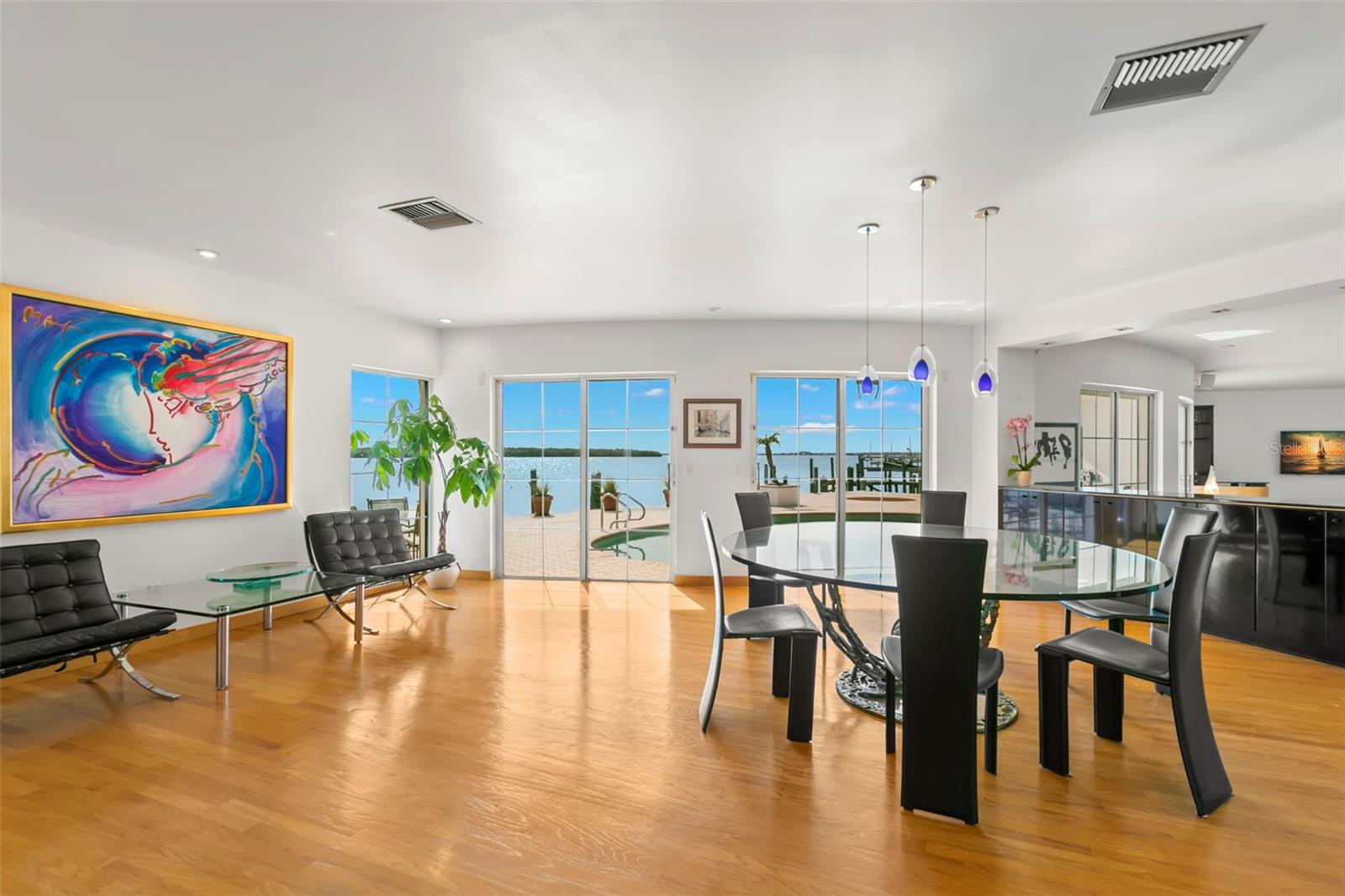 BAYWAY ISLES - Residential