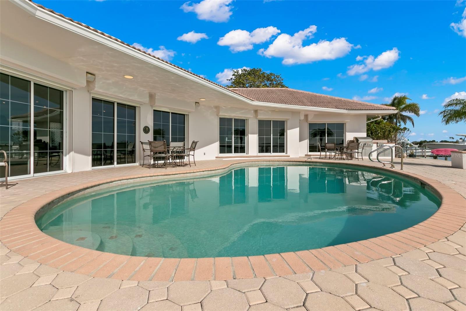 BAYWAY ISLES - Residential