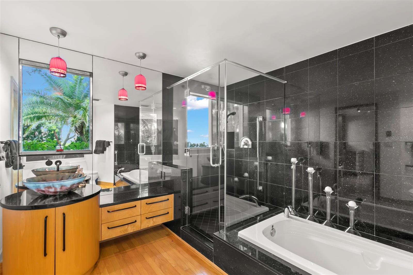 BAYWAY ISLES - Residential