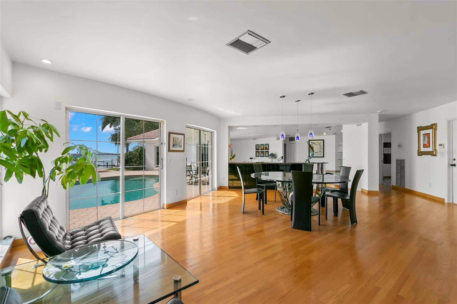 BAYWAY ISLES - Residential