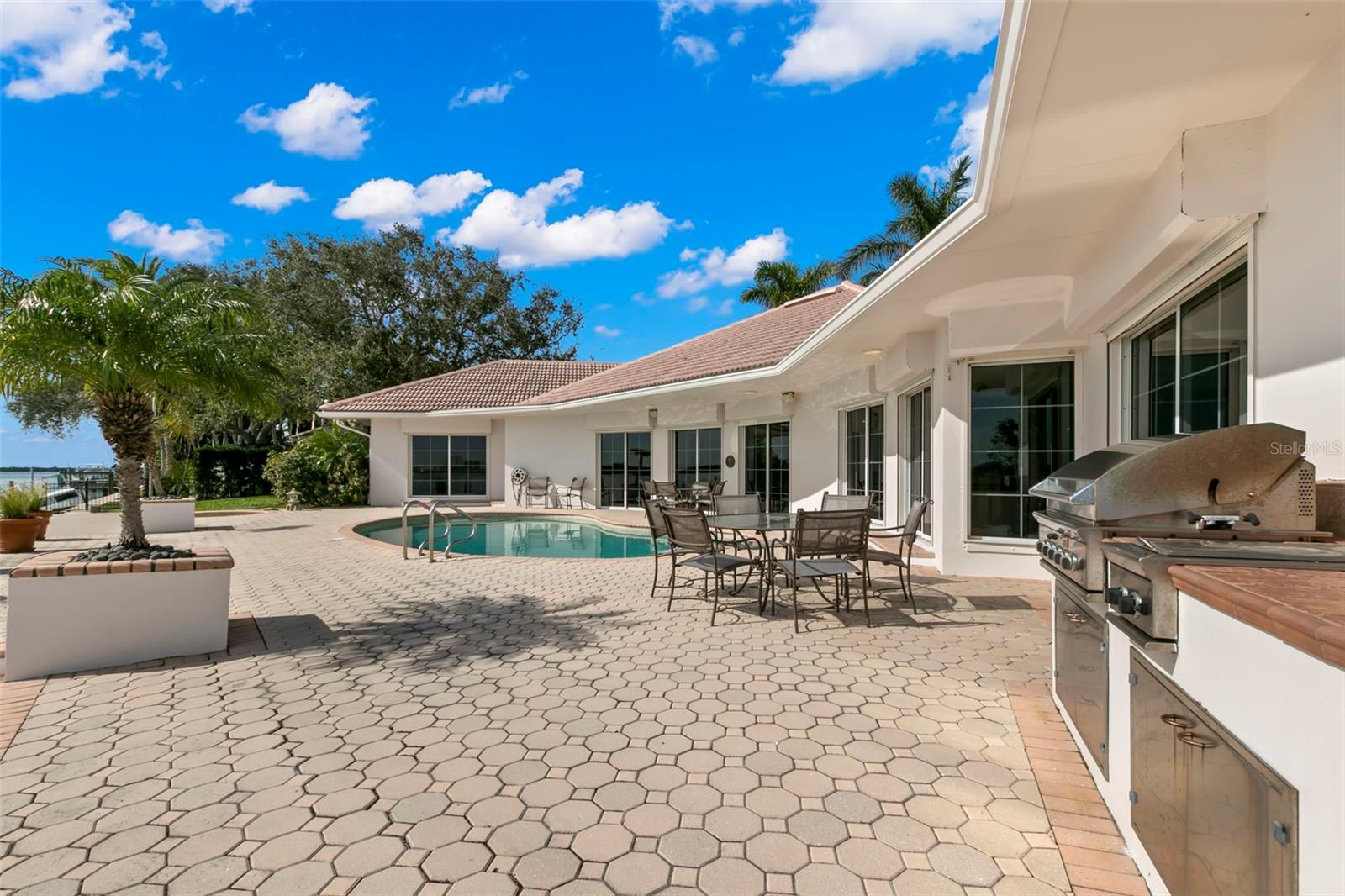 BAYWAY ISLES - Residential