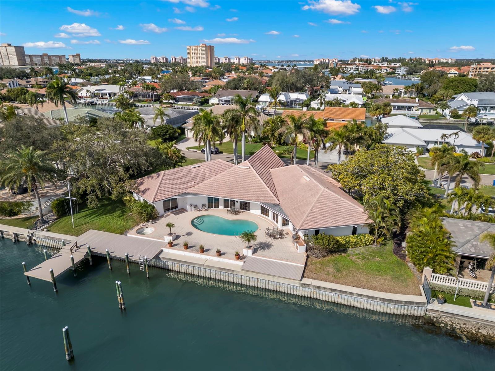 BAYWAY ISLES - Residential