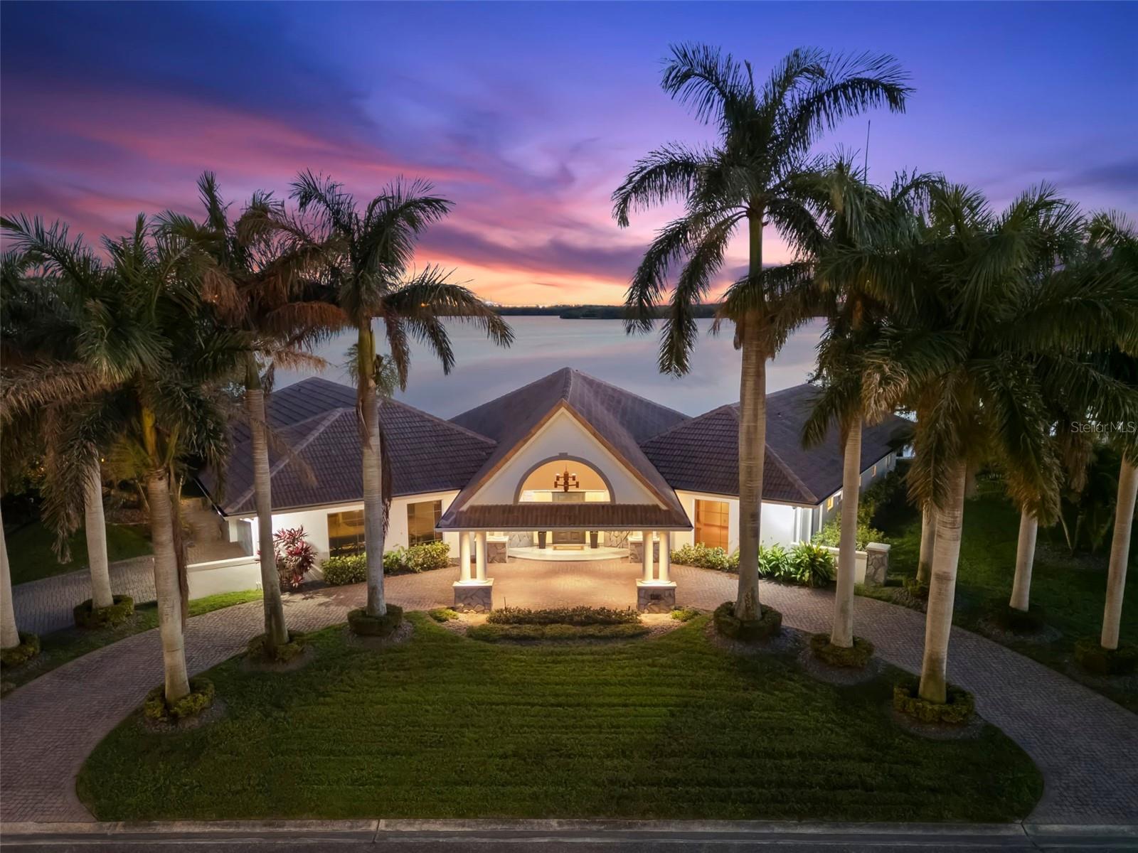 BAYWAY ISLES - Residential