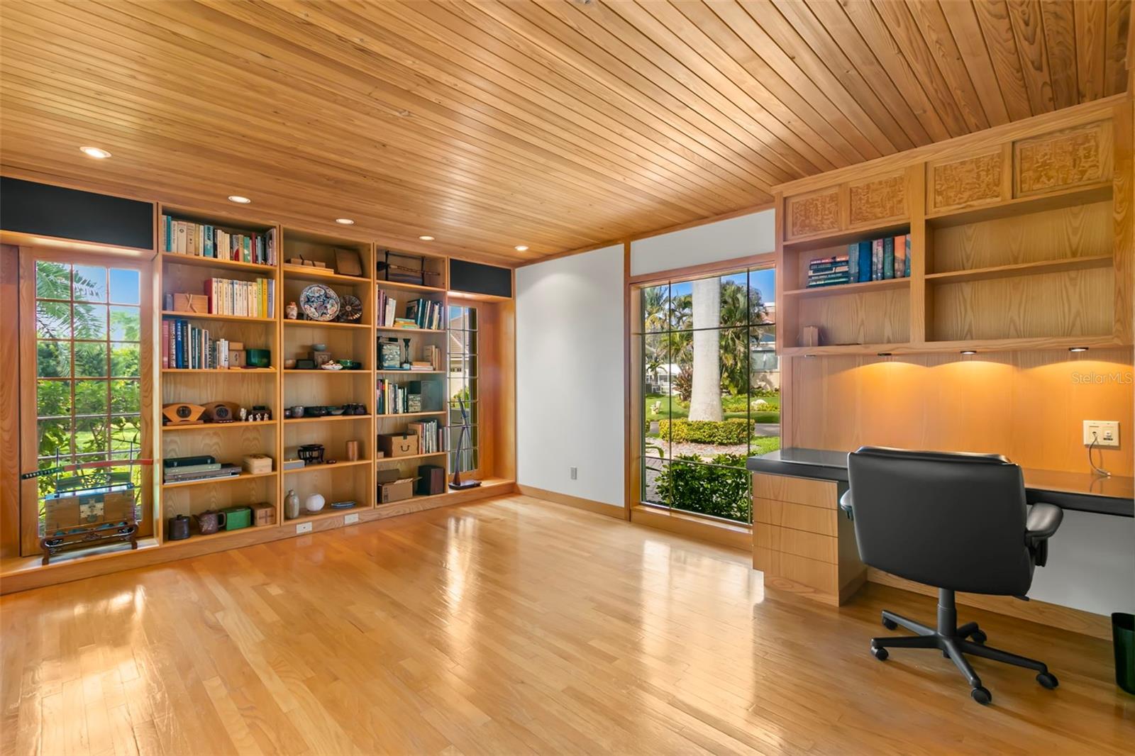 BAYWAY ISLES - Residential