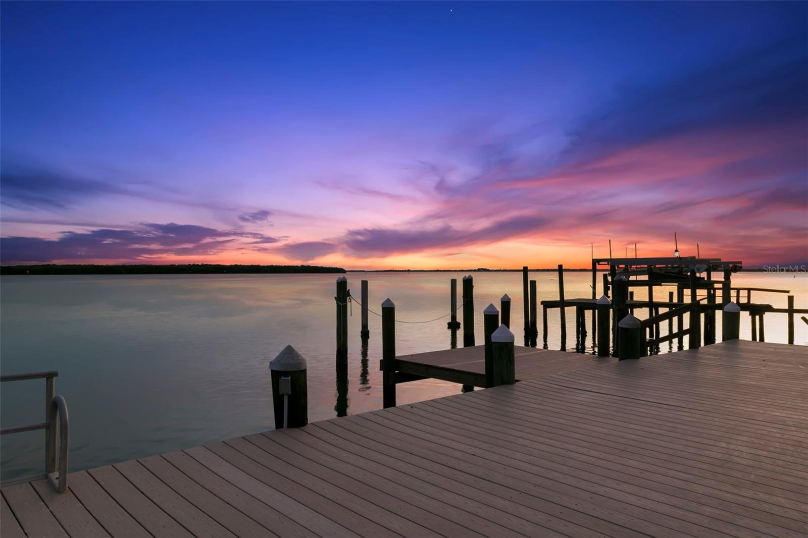BAYWAY ISLES - Residential