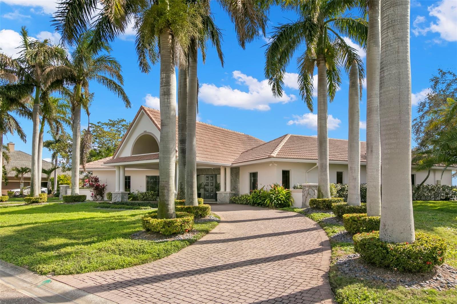 BAYWAY ISLES - Residential