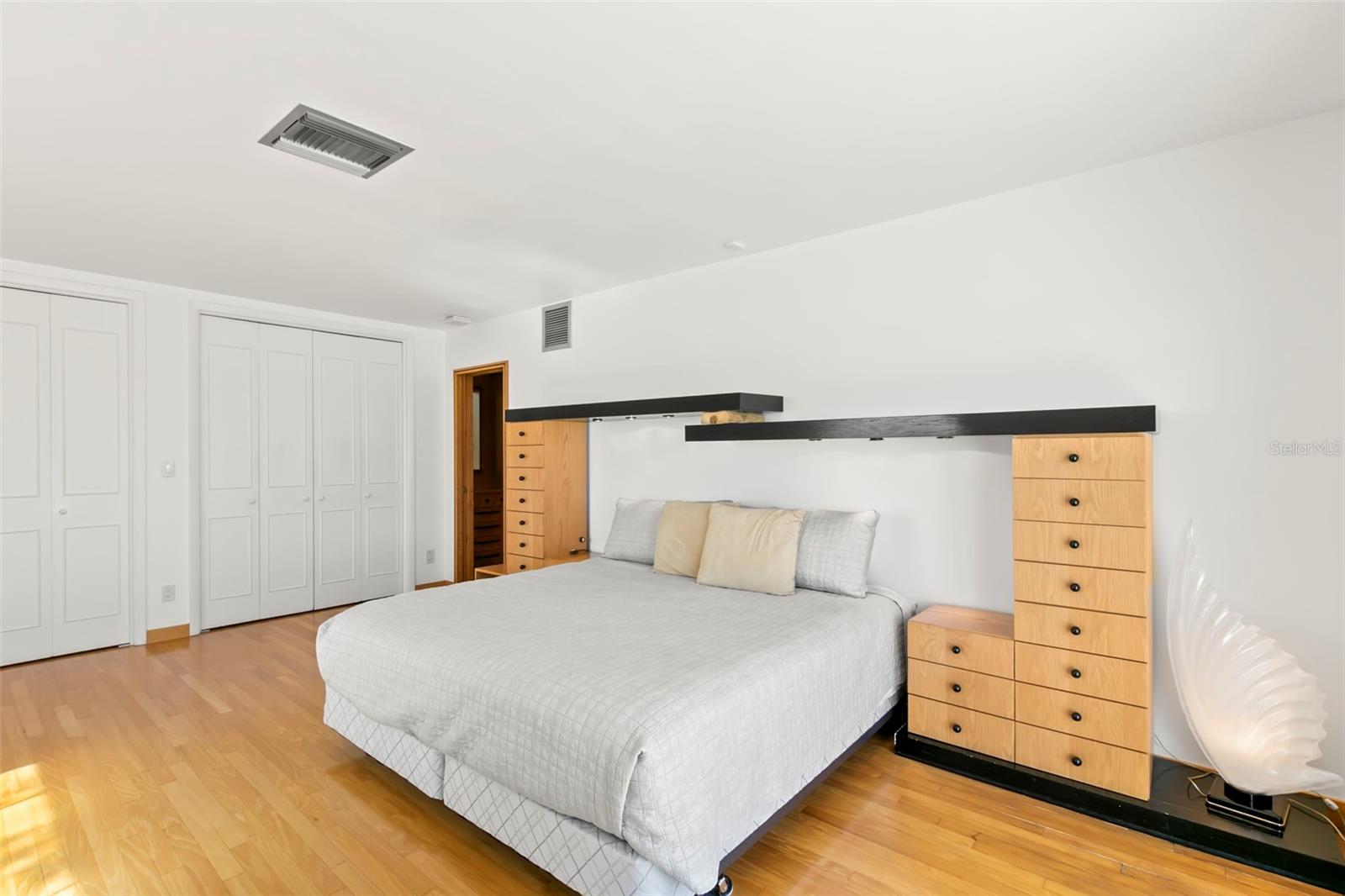 BAYWAY ISLES - Residential