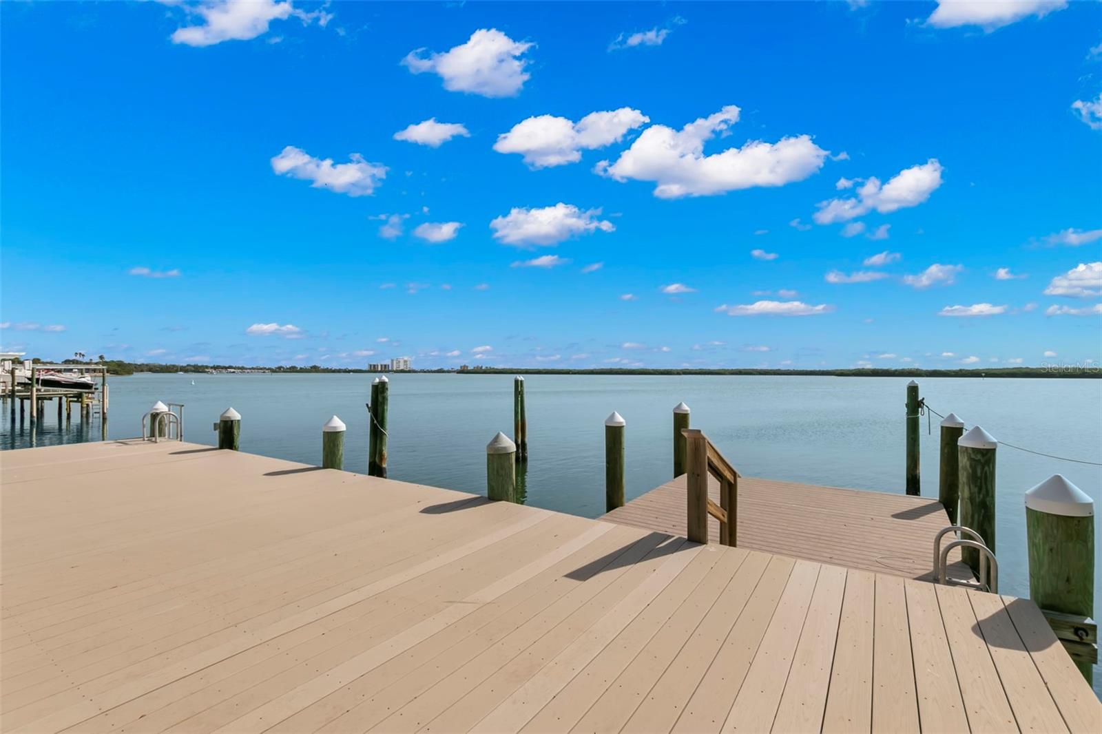 BAYWAY ISLES - Residential