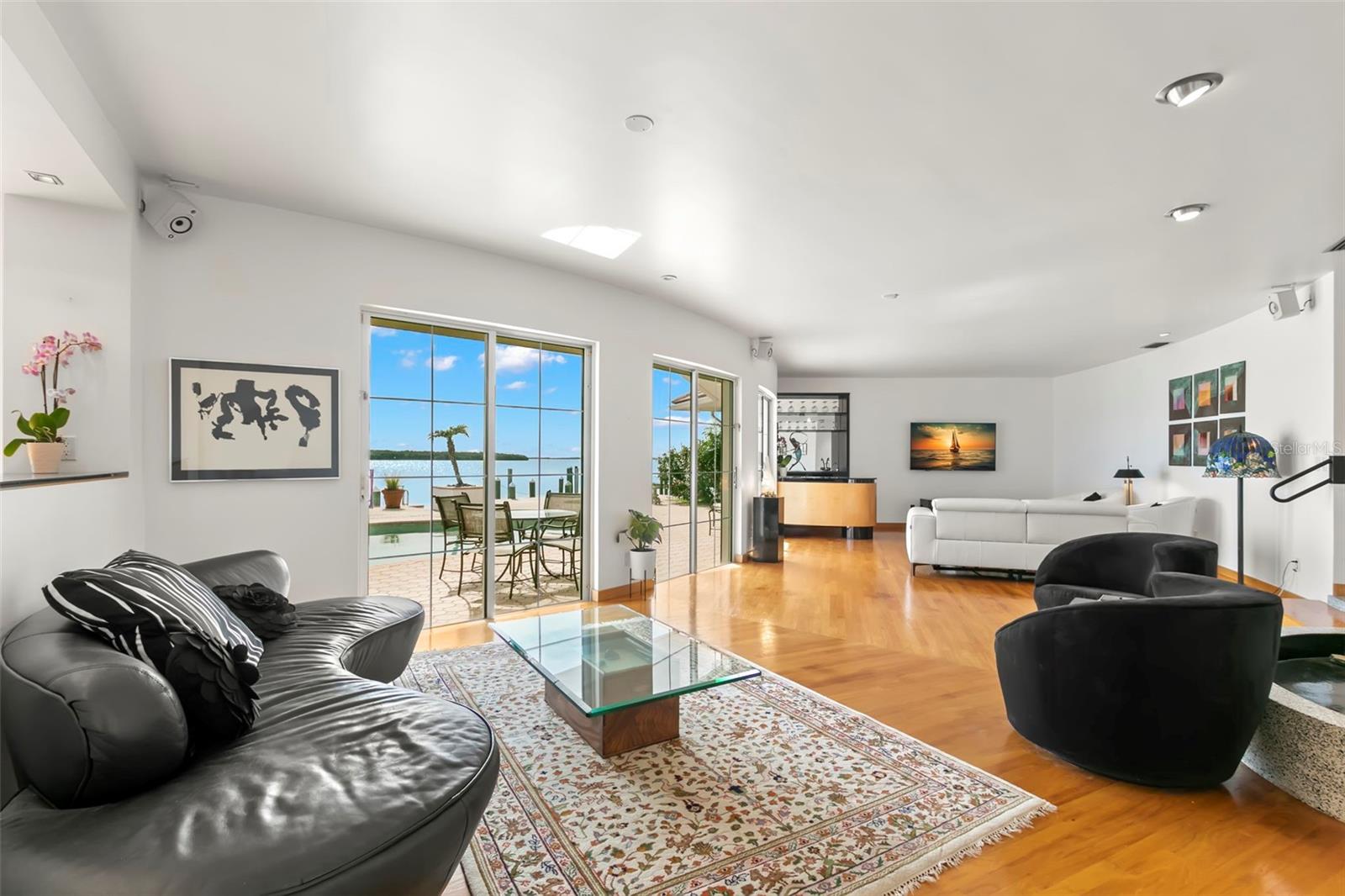 BAYWAY ISLES - Residential
