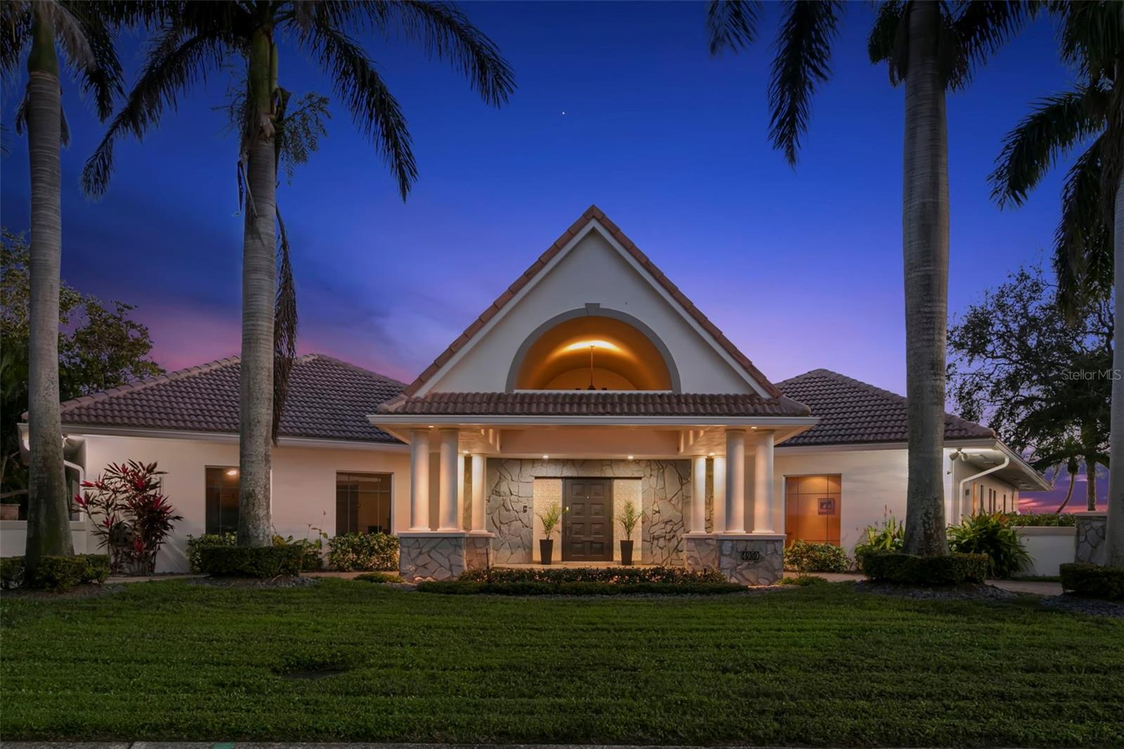BAYWAY ISLES - Residential