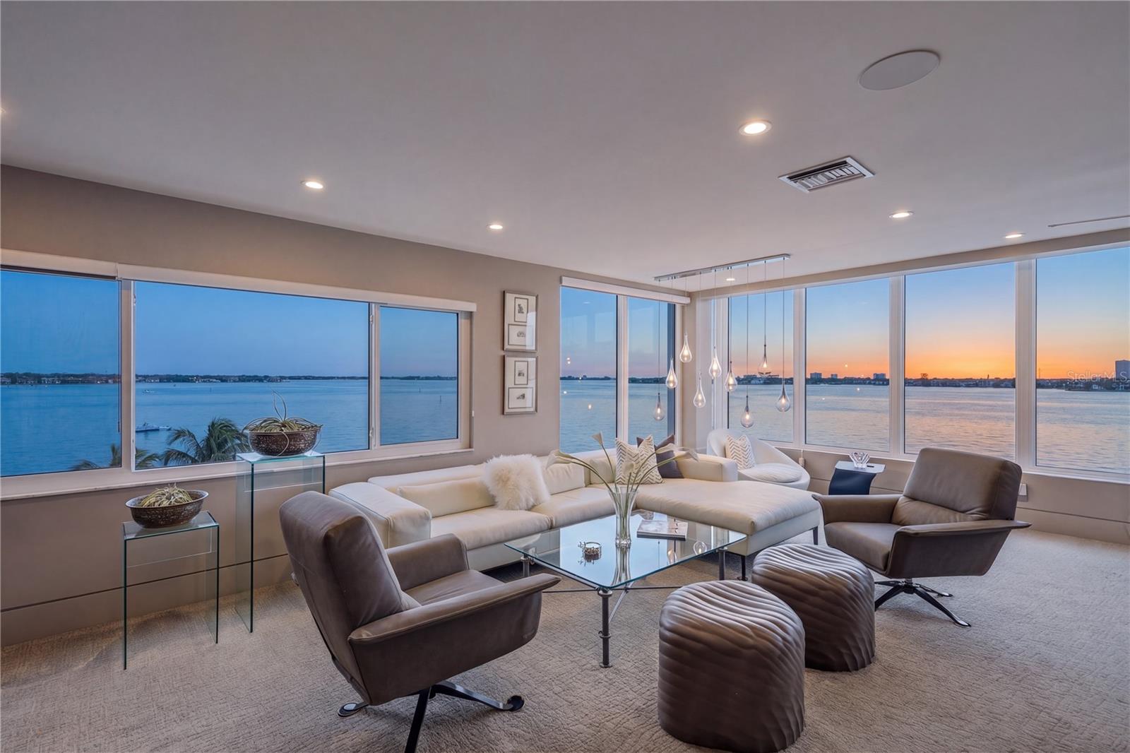 BAY POINT APTS - Residential