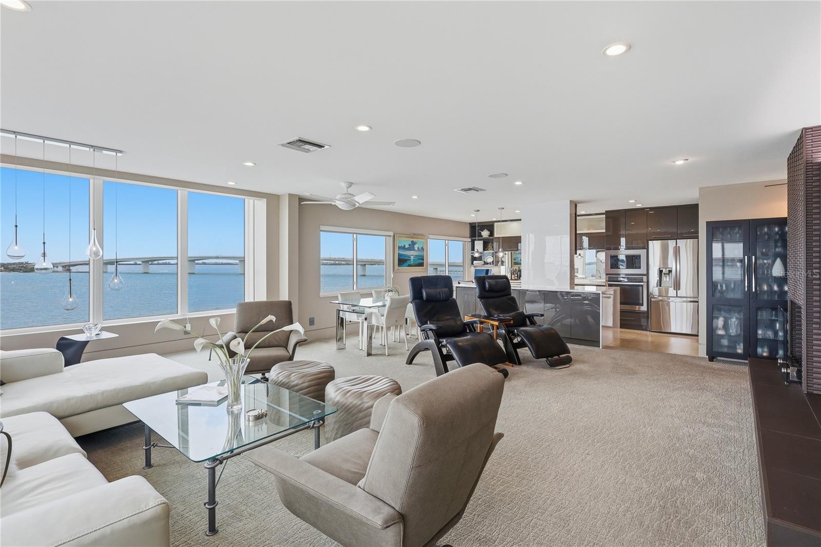 BAY POINT APTS - Residential