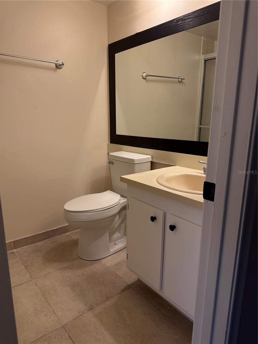 SOUTHPOINTE CONDO - Residential Lease