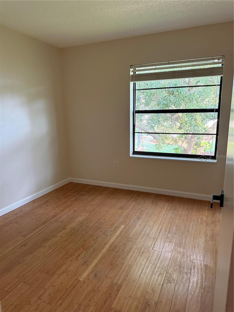 SOUTHPOINTE CONDO - Residential Lease