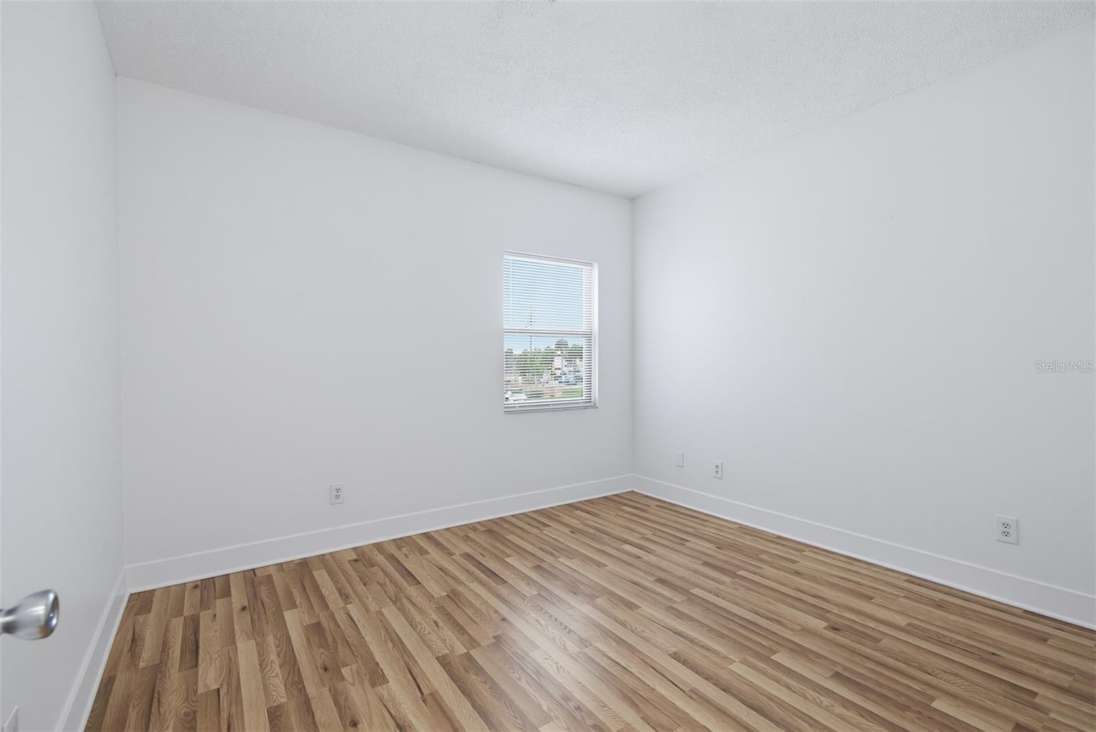 OASIS CONDO - Residential