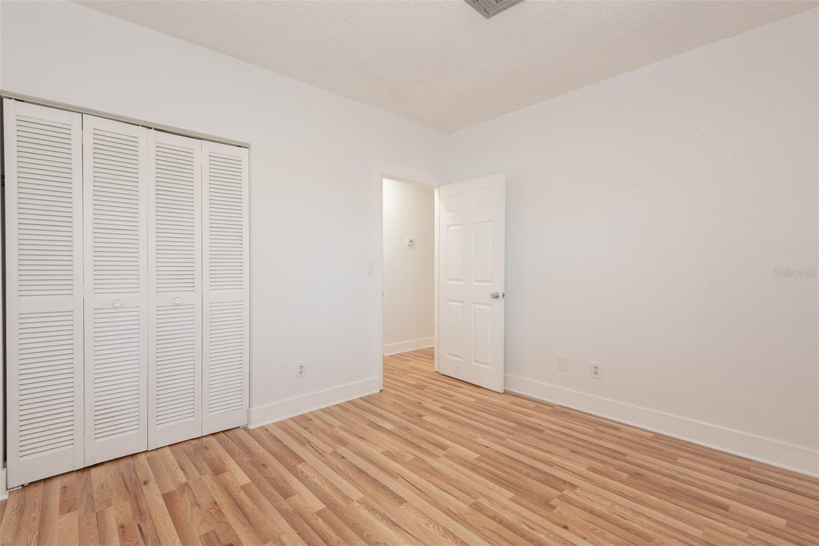 OASIS CONDO - Residential