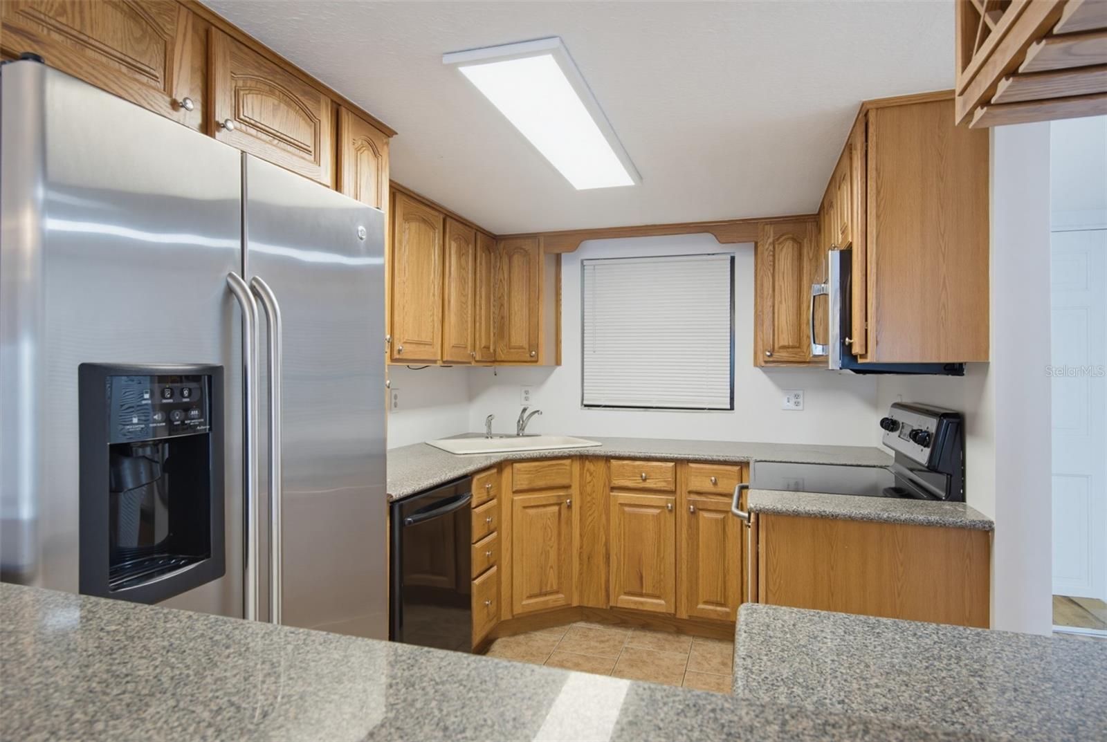 OASIS CONDO - Residential