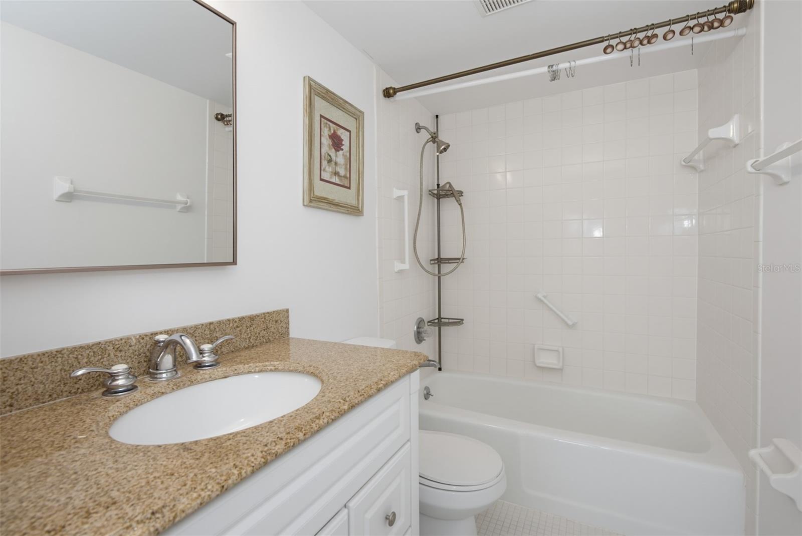 OASIS CONDO - Residential
