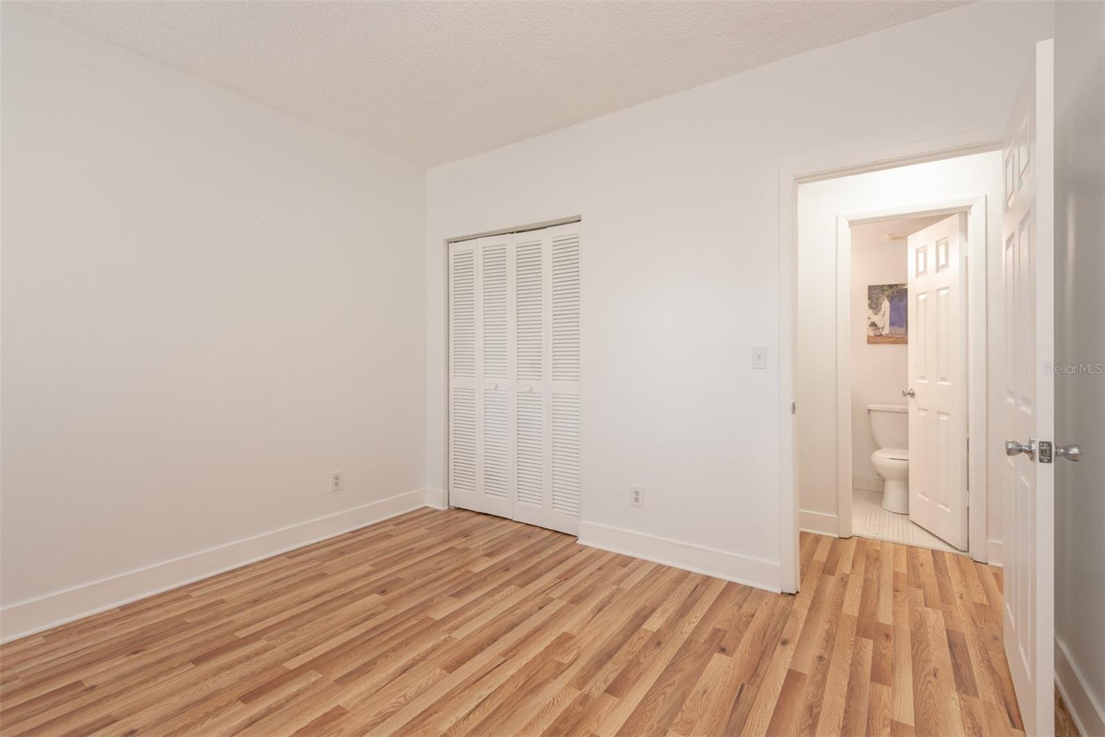 OASIS CONDO - Residential