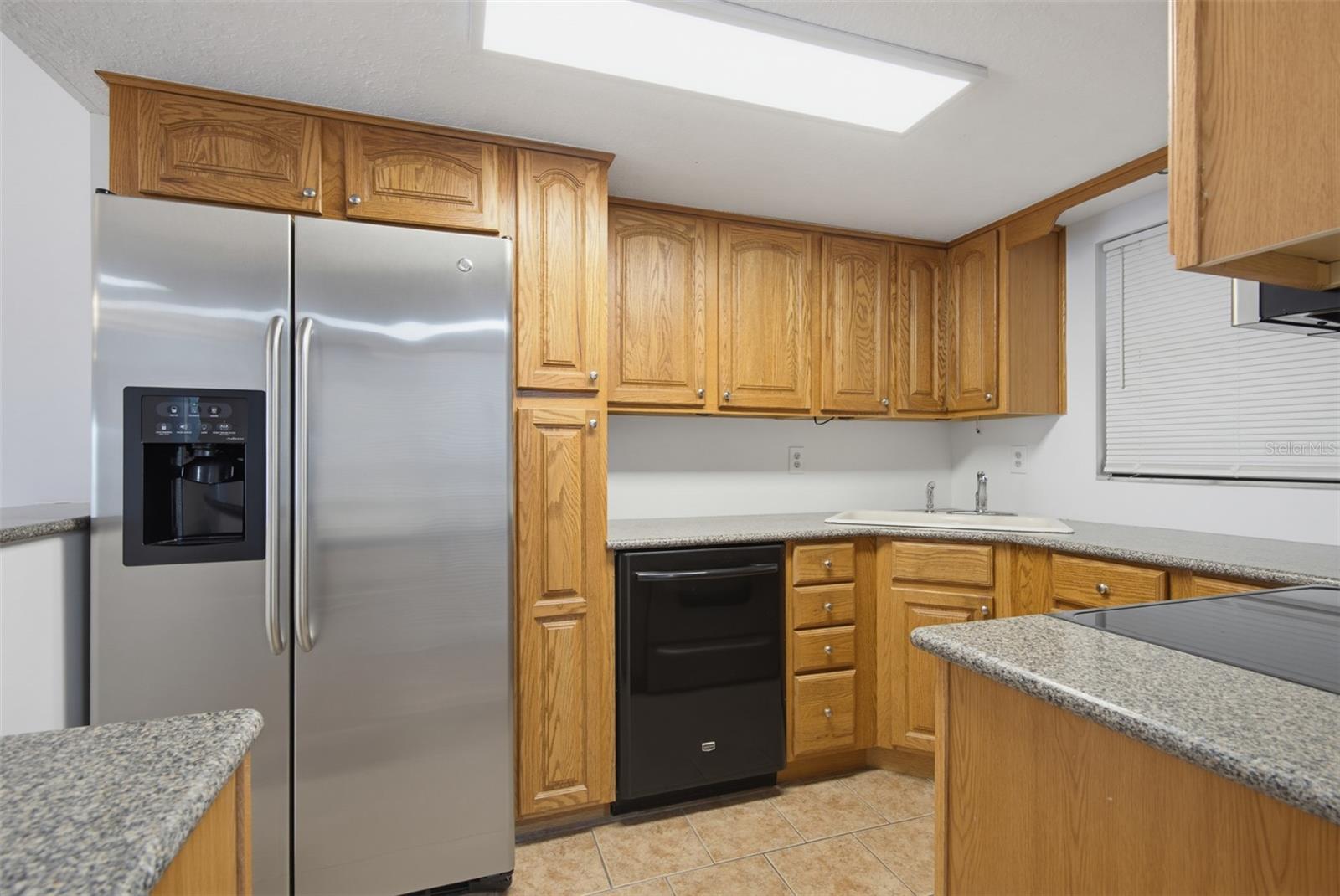 OASIS CONDO - Residential
