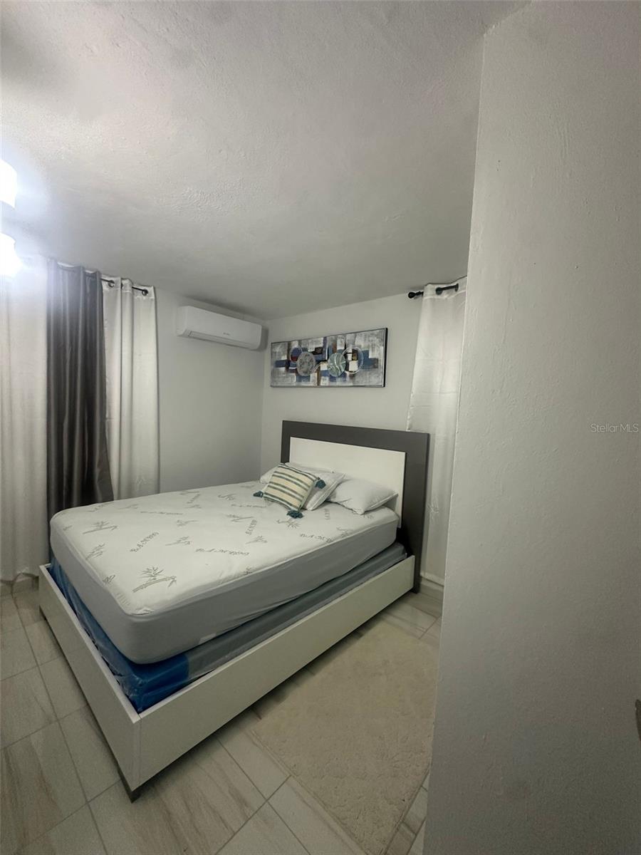 URB. EXTENSIÓN ELIZABETH - Residential
