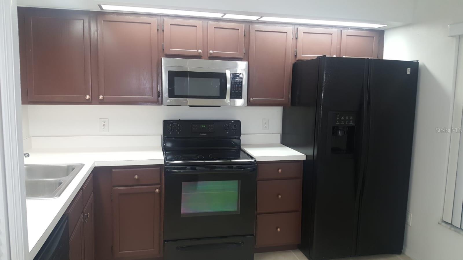 LAKEWOOD AT MEADOW WOODS PH 01 - Residential Lease