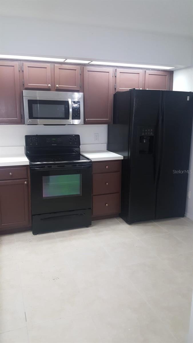 LAKEWOOD AT MEADOW WOODS PH 01 - Residential Lease