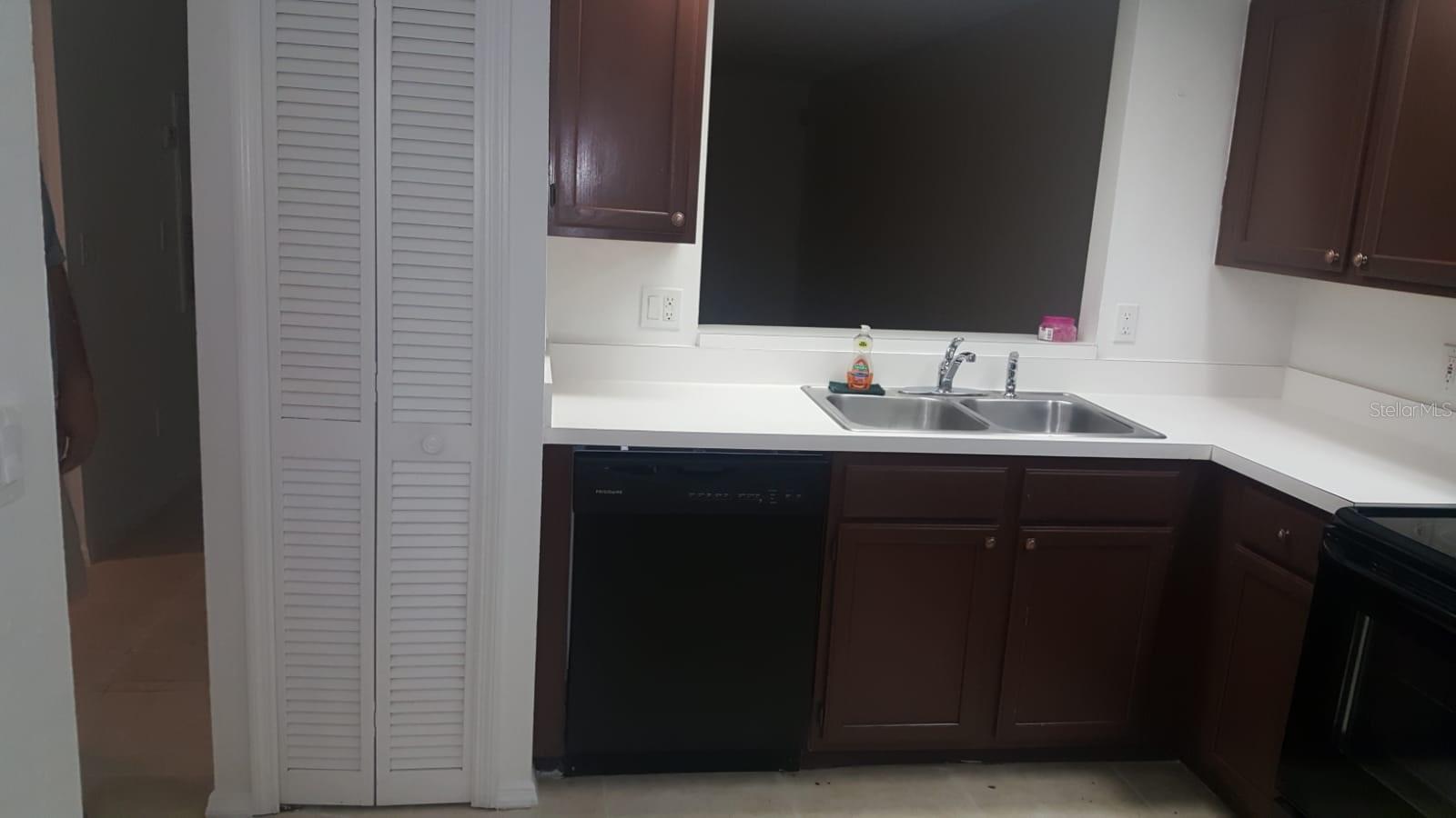 LAKEWOOD AT MEADOW WOODS PH 01 - Residential Lease