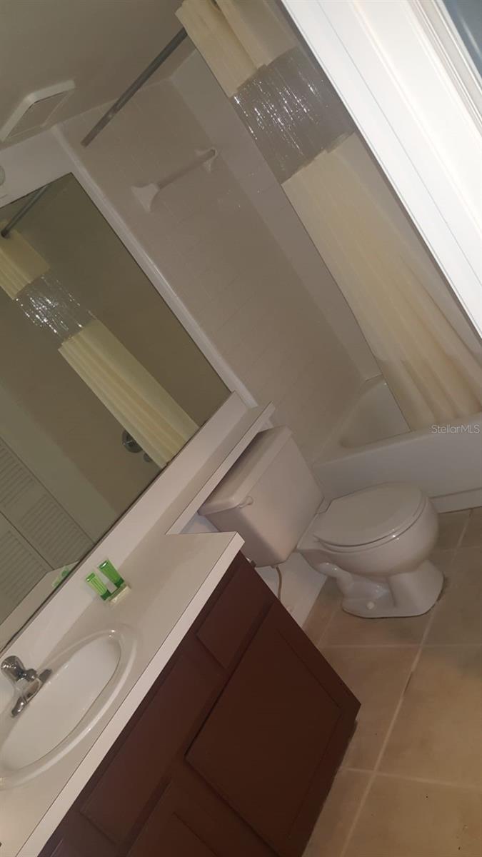 LAKEWOOD AT MEADOW WOODS PH 01 - Residential Lease