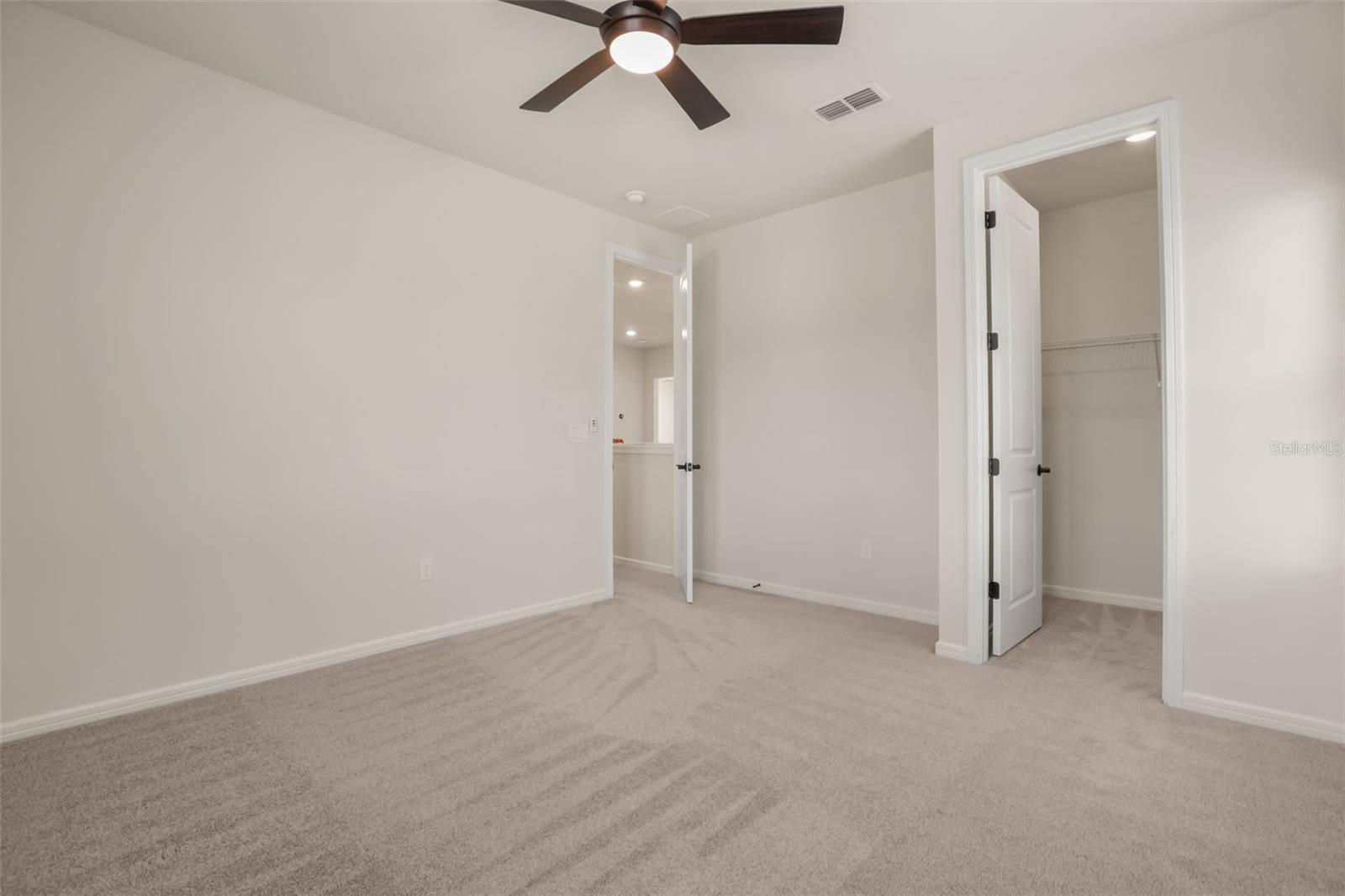 ISLES/LK NONA PH 3A - Residential Lease