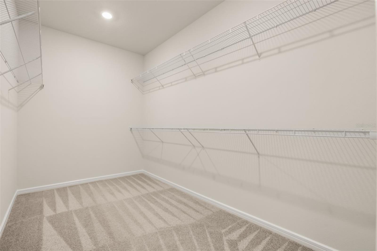 ISLES/LK NONA PH 3A - Residential Lease