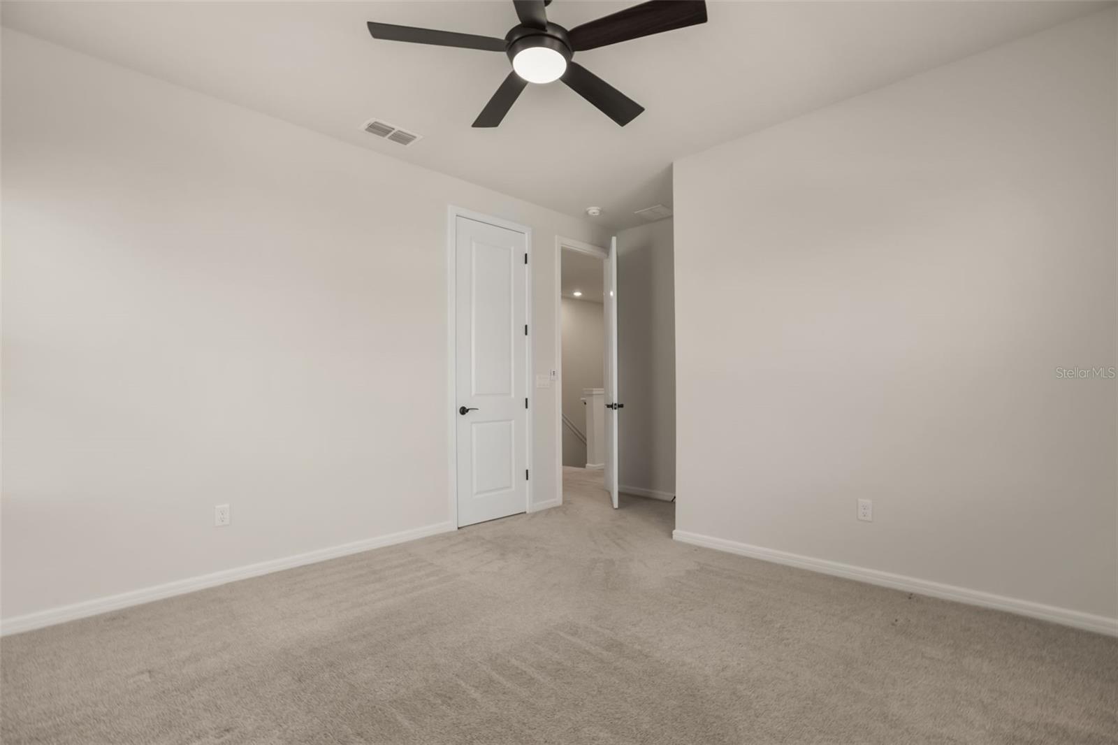 ISLES/LK NONA PH 3A - Residential Lease