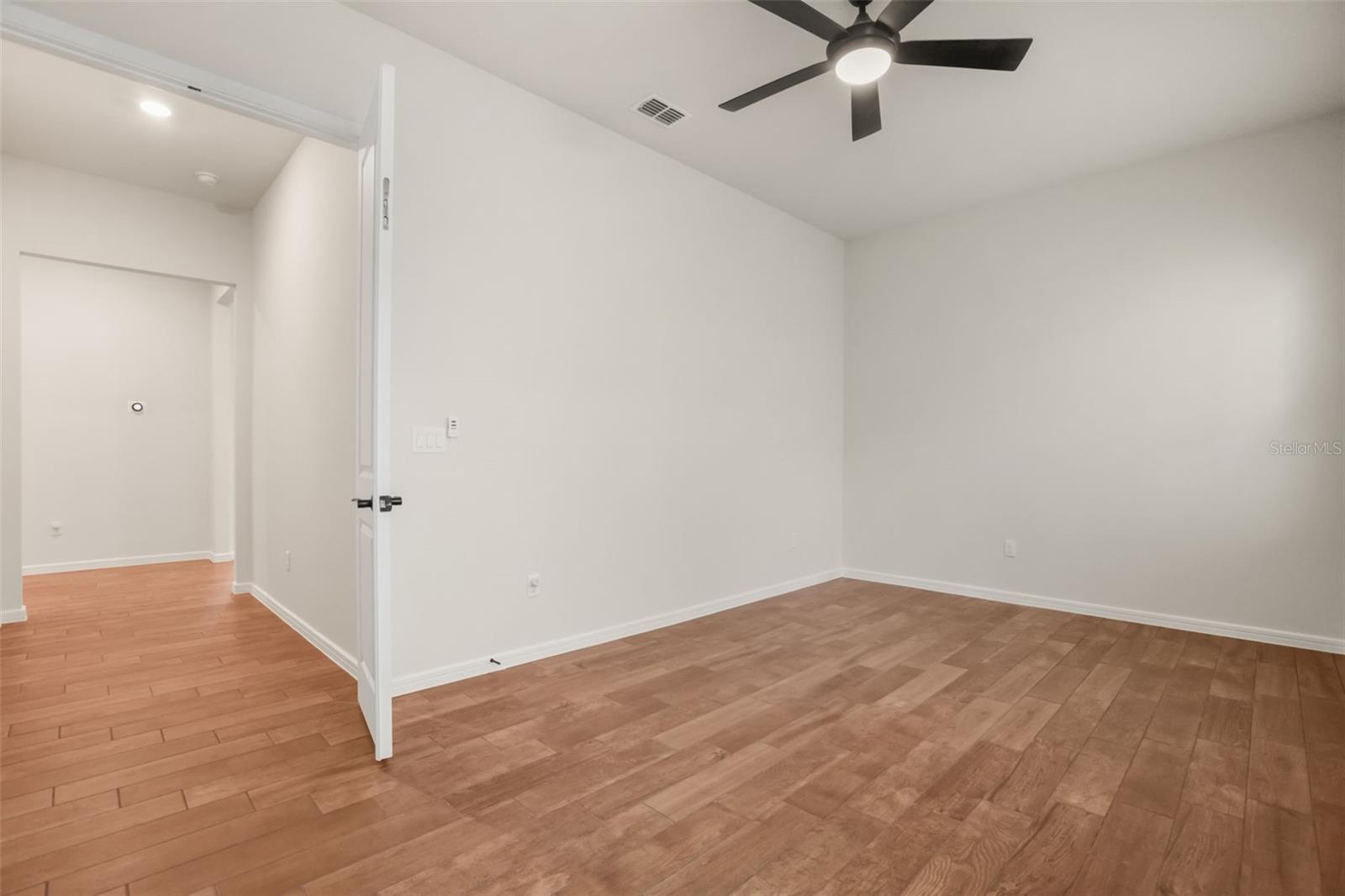 ISLES/LK NONA PH 3A - Residential Lease