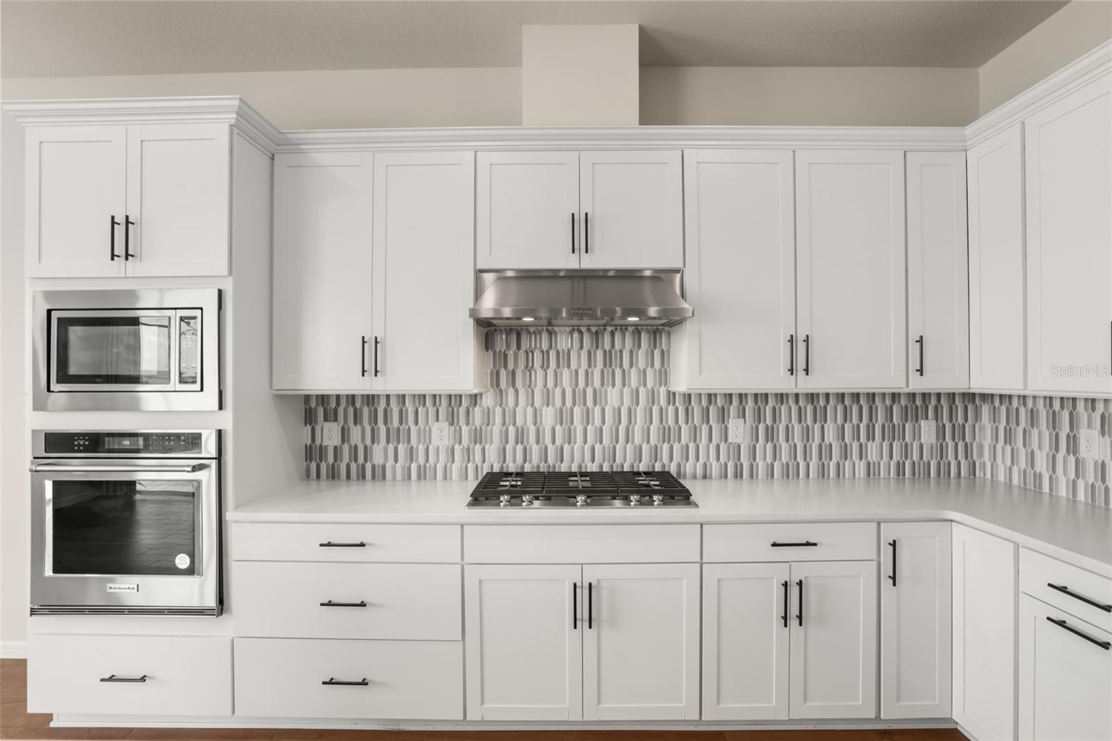 ISLES/LK NONA PH 3A - Residential Lease