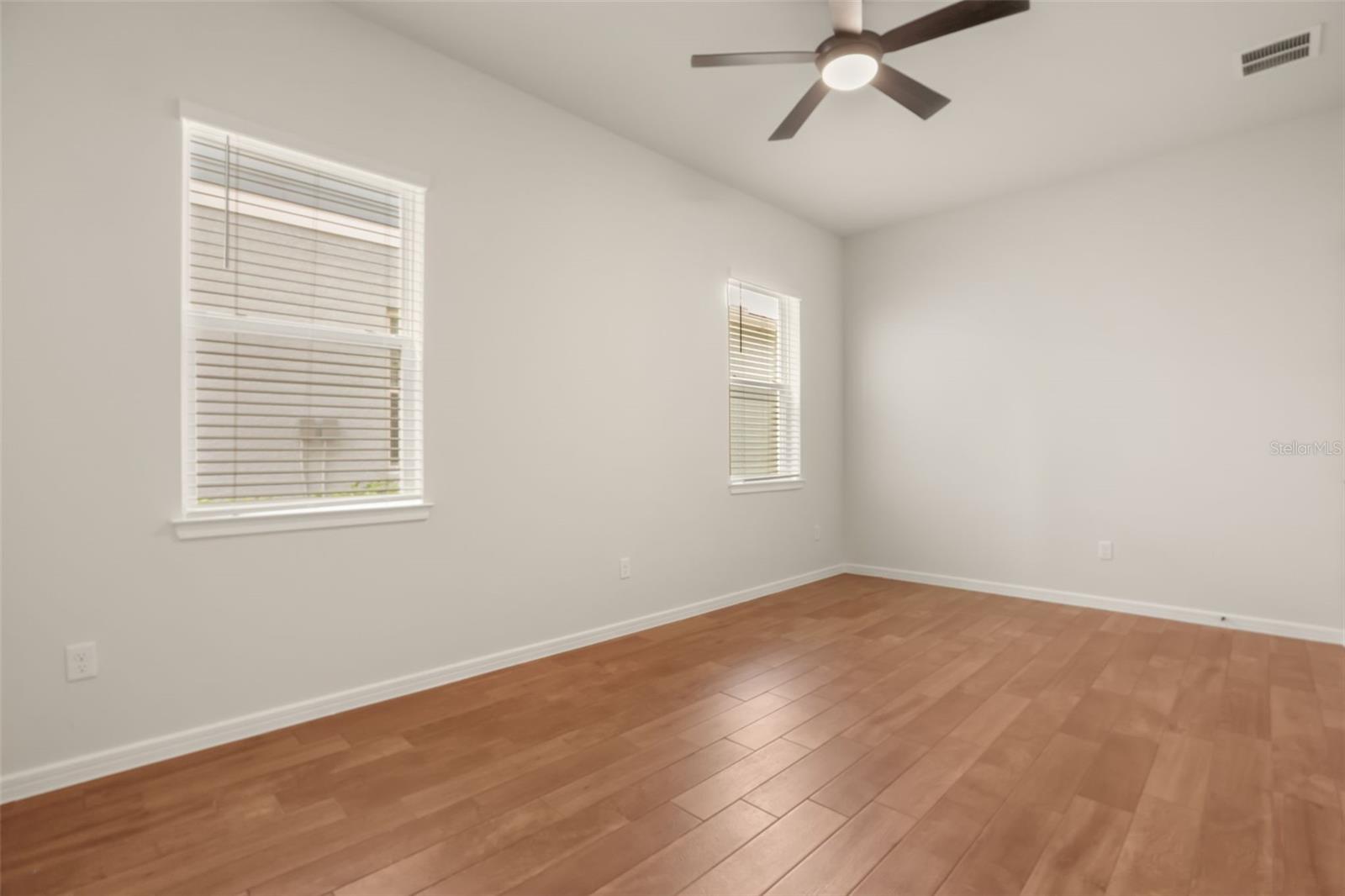 ISLES/LK NONA PH 3A - Residential Lease