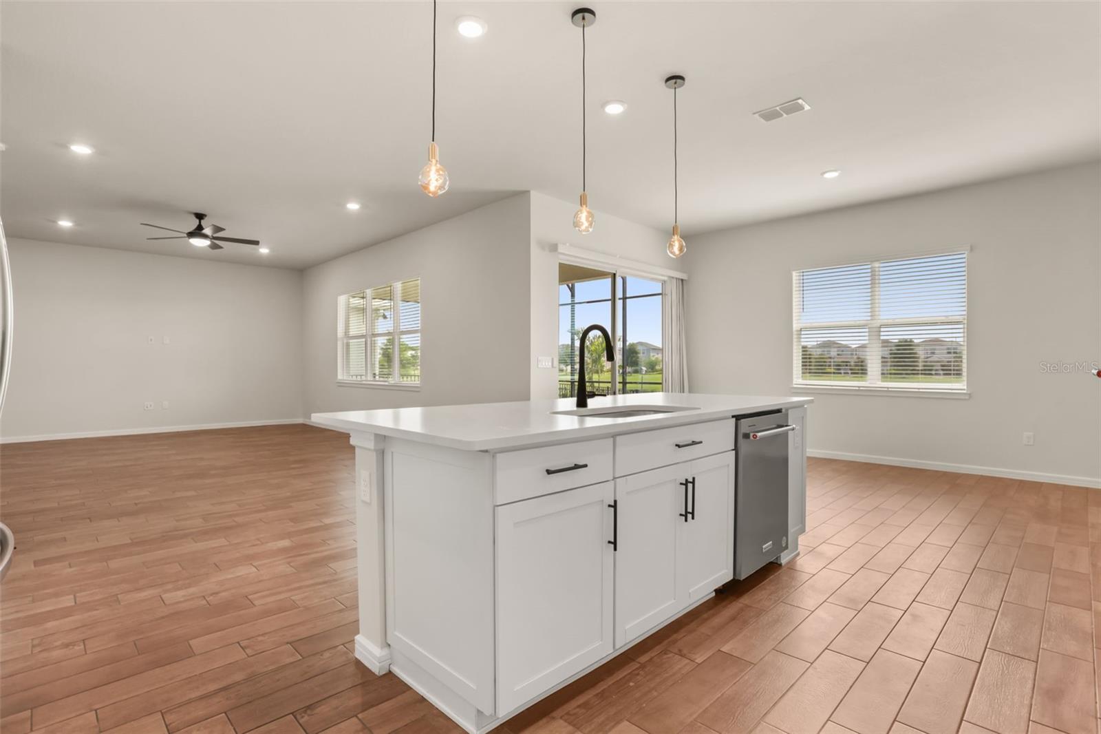 ISLES/LK NONA PH 3A - Residential Lease