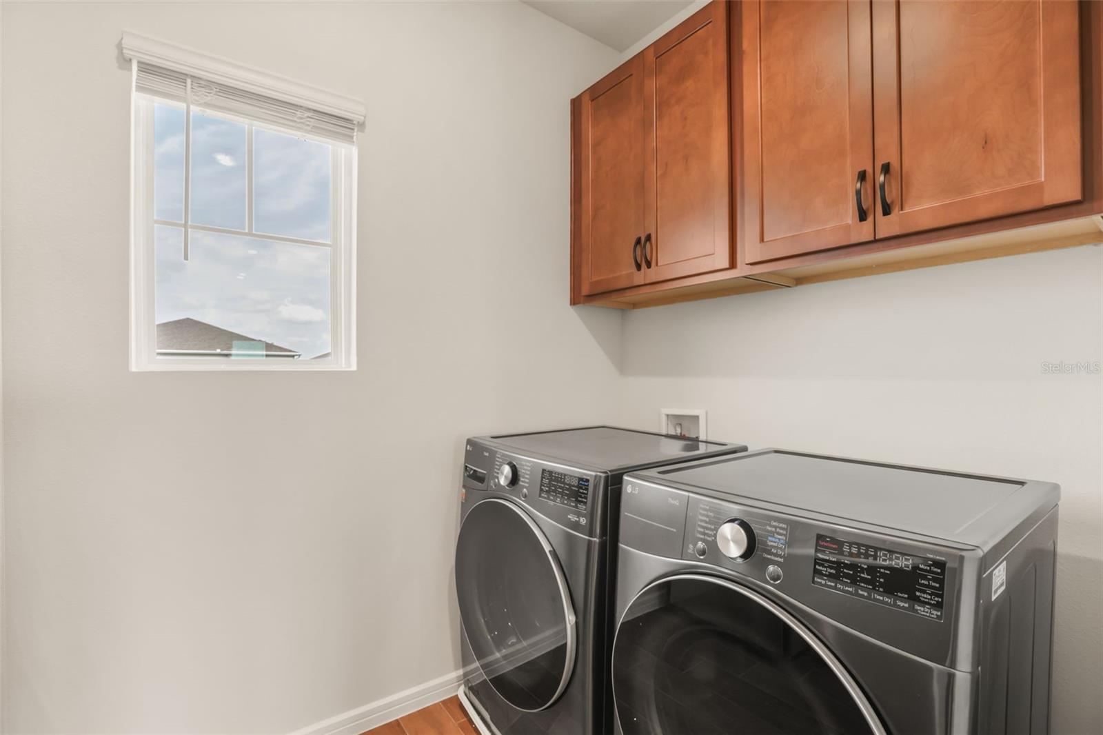 ISLES/LK NONA PH 3A - Residential Lease