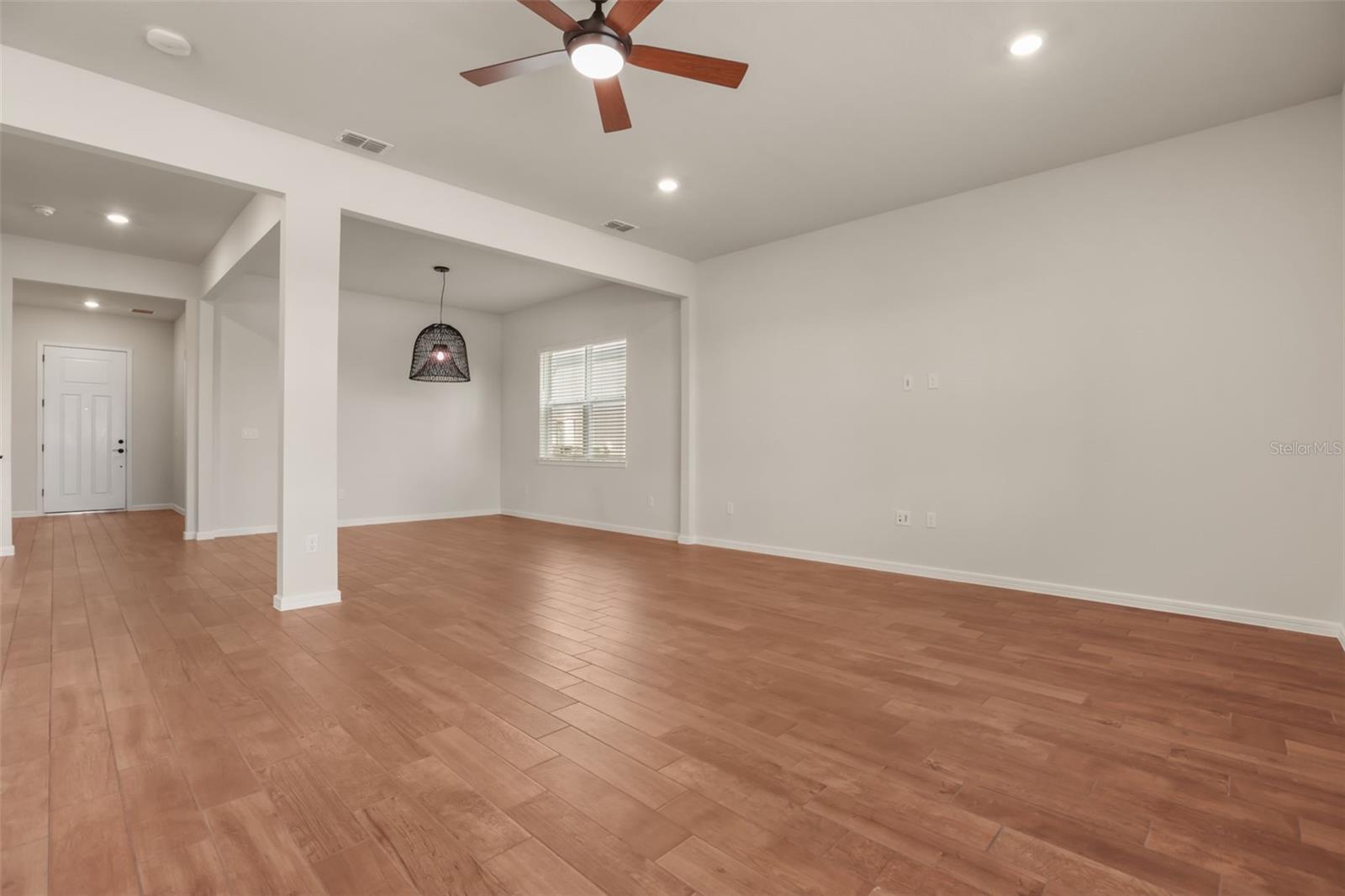 ISLES/LK NONA PH 3A - Residential Lease