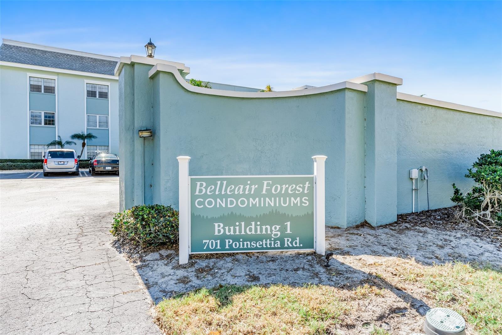 BELLEAIR FOREST - Residential